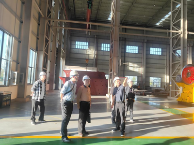 松滋市城關(guān)市場監(jiān)管所積極開展企業(yè)走訪服務(wù)工作，提供法律咨詢助力企業(yè)發(fā)展